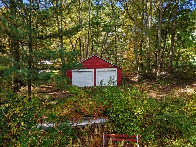 534 Forest St, Methuen, MA 01844