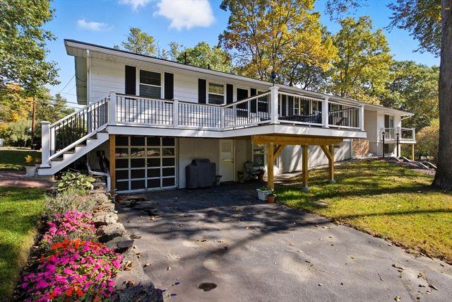 534 Forest St, Methuen, MA 01844