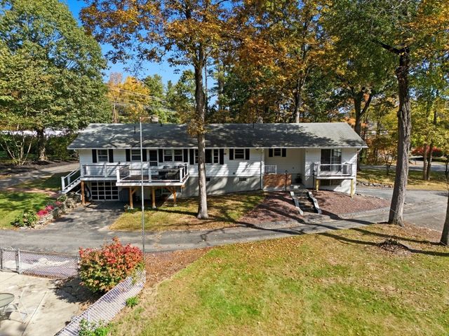 534 Forest St, Methuen, MA 01844