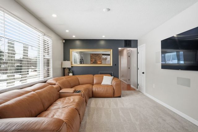 534 Forest St, Methuen, MA 01844