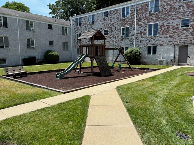 52 L Glen Keith Road 52 L, Glen Cove, NY 11542