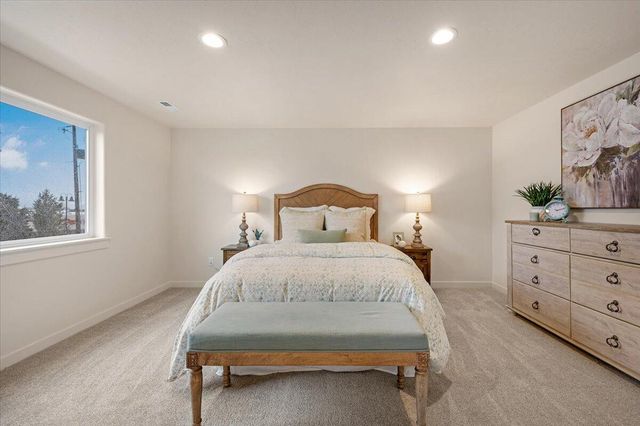 21519 OConnor Way 2, Bend, OR 97701