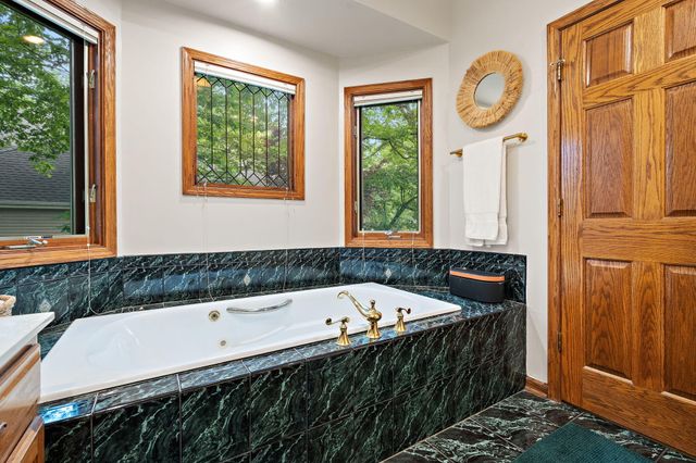 12227 S Williams Court, Crown Point, IN 46307