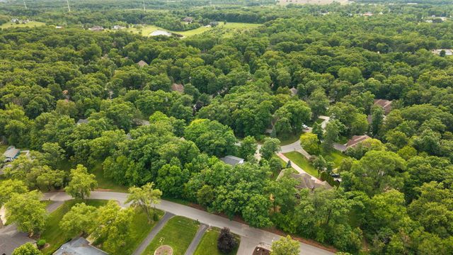 12227 S Williams Court, Crown Point, IN 46307