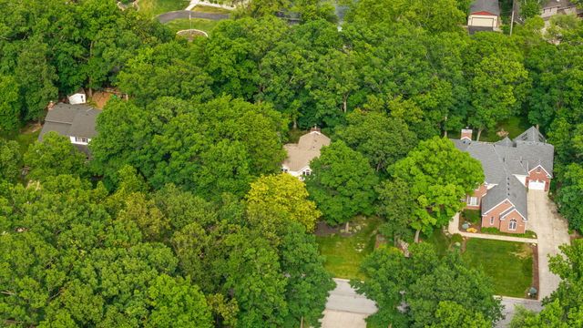 12227 S Williams Court, Crown Point, IN 46307