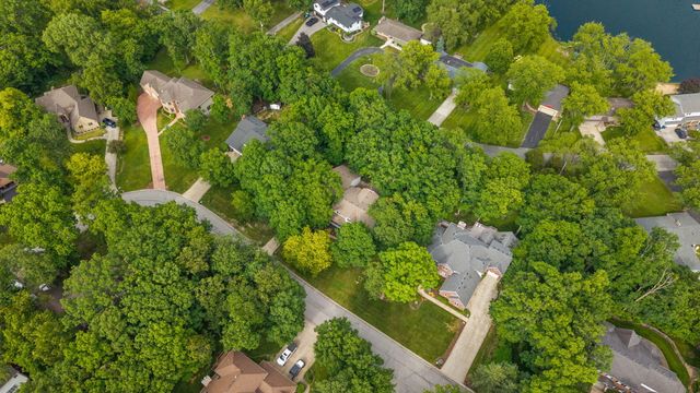 12227 S Williams Court, Crown Point, IN 46307
