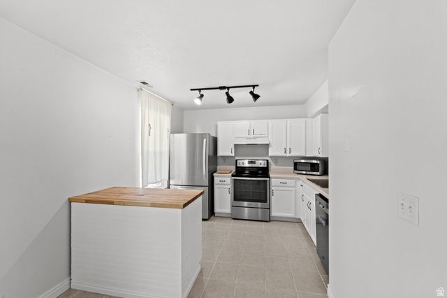 87 N PERTH ST, Saratoga Springs, UT 84043