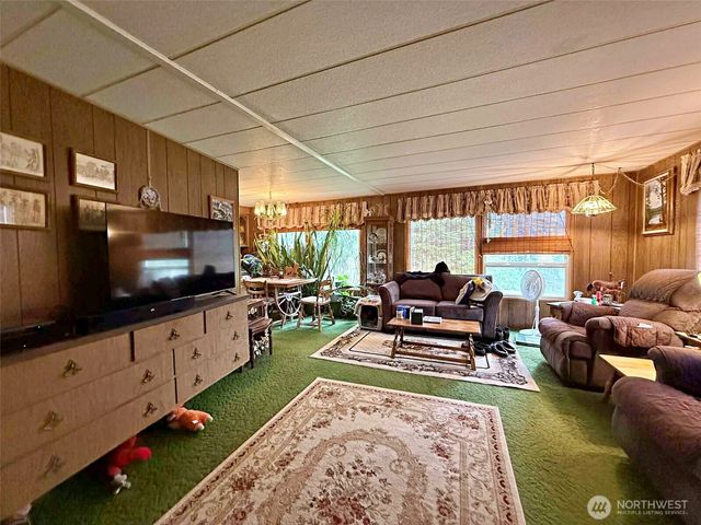 384 Peters Road, Randle, WA 98377