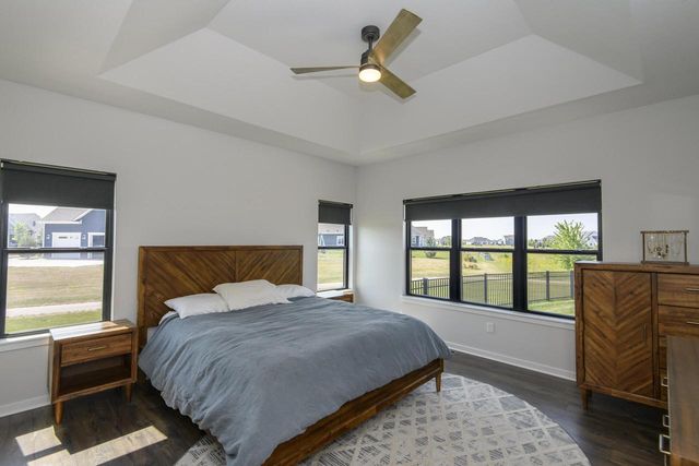 35105 Castle Rock DRIVE, Oconomowoc, WI 53066