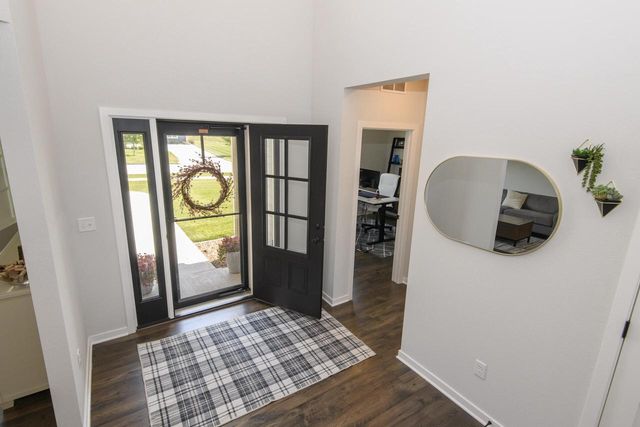 35105 Castle Rock DRIVE, Oconomowoc, WI 53066