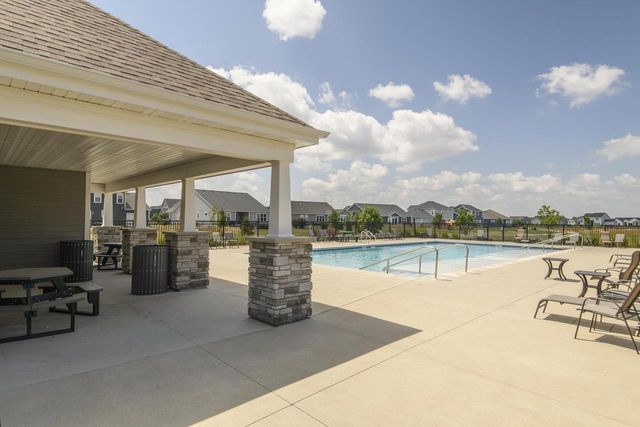 35105 Castle Rock DRIVE, Oconomowoc, WI 53066