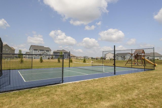 35105 Castle Rock DRIVE, Oconomowoc, WI 53066