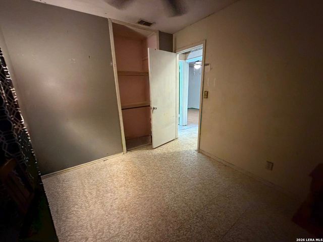 8238 Glen Boro, San Antonio, TX 78239