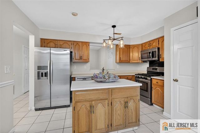 40 Rutland Lane 40B, Monroe, NJ 08831