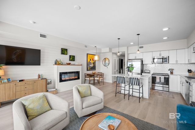 903 W Beach Boulevard 210, Gulf Shores, AL 36542