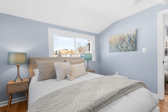 6 Wildwood Ave, Wareham, MA 02571