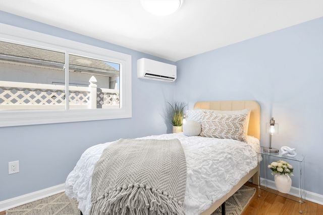 6 Wildwood Ave, Wareham, MA 02571