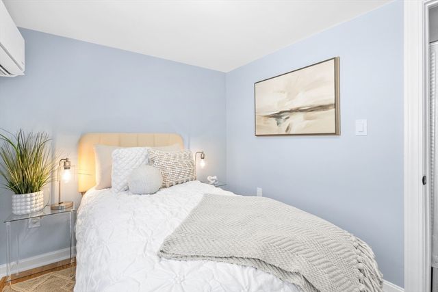 6 Wildwood Ave, Wareham, MA 02571