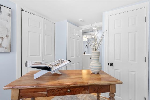 6 Wildwood Ave, Wareham, MA 02571