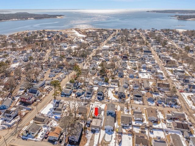 6 Wildwood Ave, Wareham, MA 02571