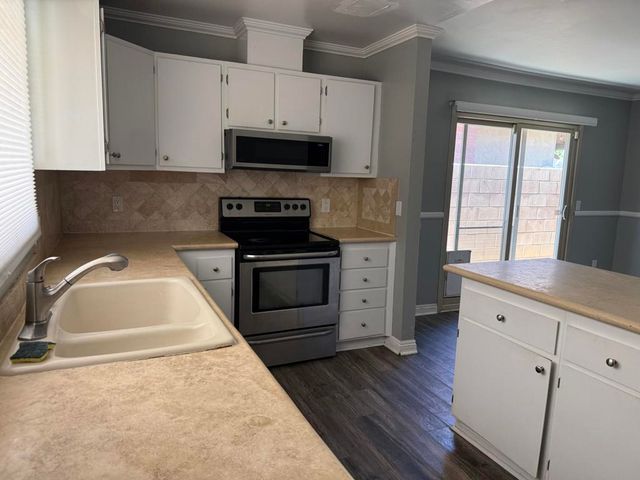 51890 Avenida Villa, La Quinta, CA 92253