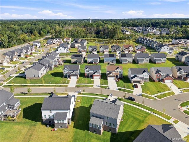 58802 Falabella Drive, Lyon Charter Township, MI 48178