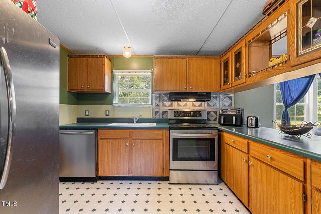 76 Maple Street, Coats, NC 27521