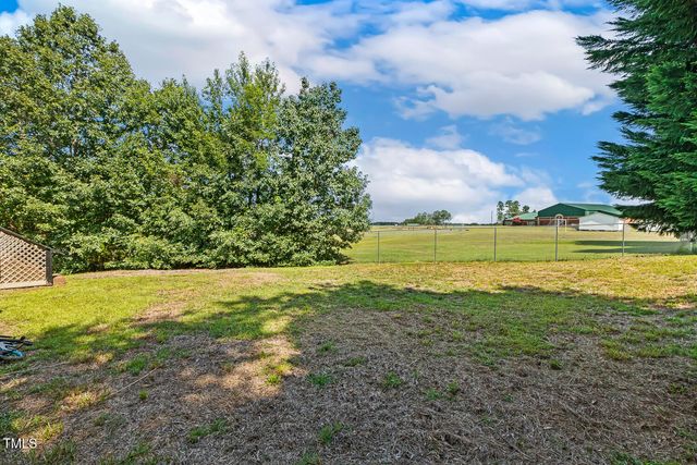 76 Maple Street, Coats, NC 27521