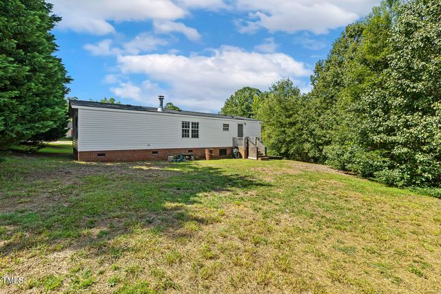 76 Maple Street, Coats, NC 27521