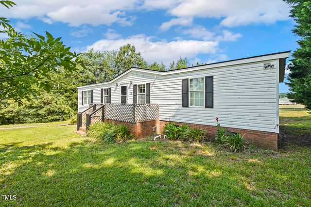 76 Maple Street, Coats, NC 27521
