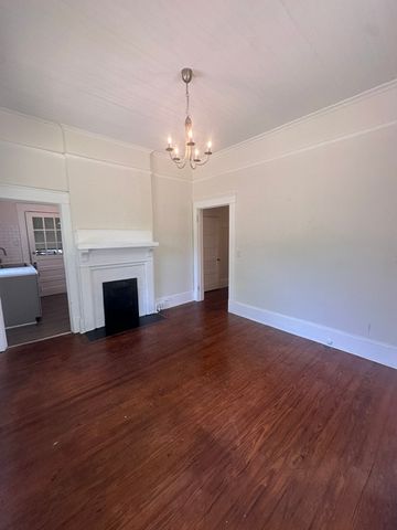 1208 W Whitner Street, Anderson, SC 29624
