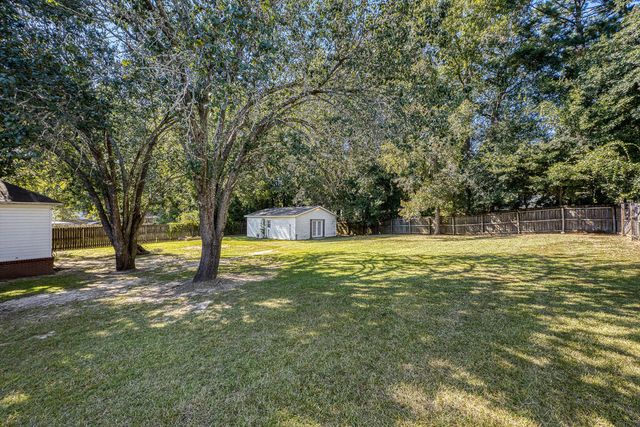 408 Darlington Cir, Dothan, AL 36301