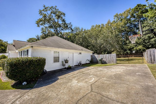 408 Darlington Cir, Dothan, AL 36301