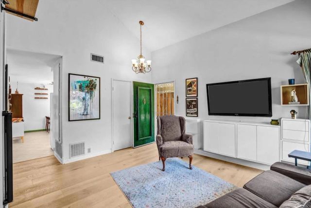 10861 Caravelle Place, San Diego, CA 92124