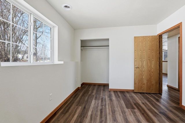 2064 PRAIRIE MEADOW DRIVE, Kronenwetter, WI 54455