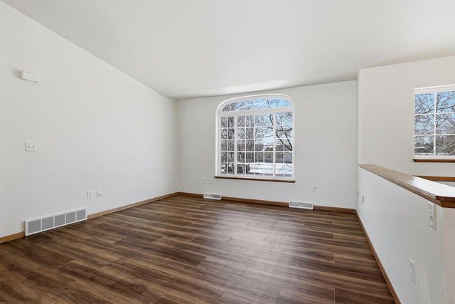 2064 PRAIRIE MEADOW DRIVE, Kronenwetter, WI 54455