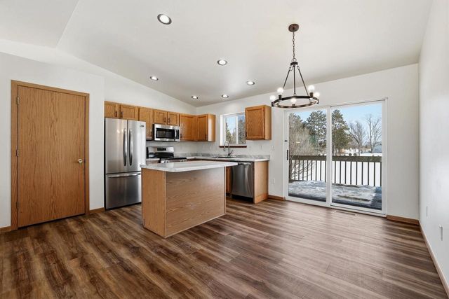 2064 PRAIRIE MEADOW DRIVE, Kronenwetter, WI 54455