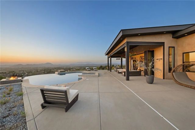 40371 Scanlon Road, Temecula, CA 92592
