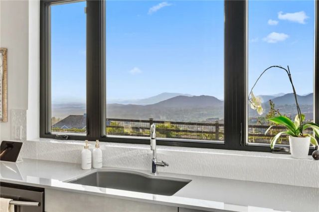 40371 Scanlon Road, Temecula, CA 92592