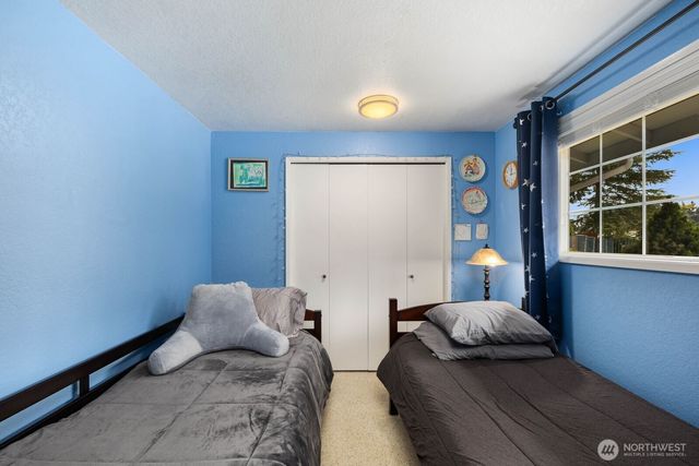 28919 211th Avenue SE, Kent, WA 98042