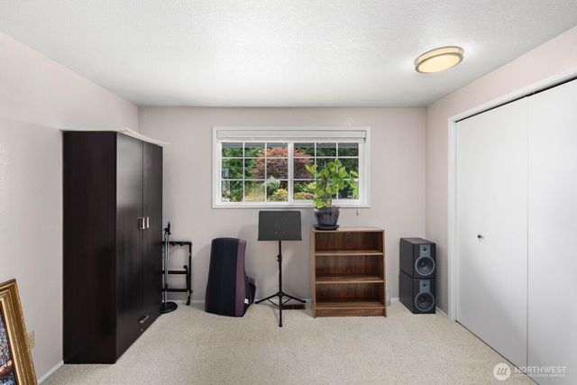 28919 211th Avenue SE, Kent, WA 98042