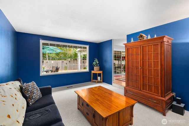 28919 211th Avenue SE, Kent, WA 98042