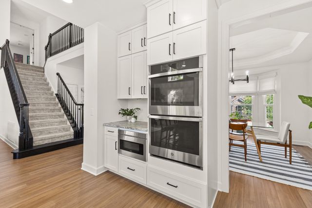 4529 Winfield Dr, Nashville, TN 37211
