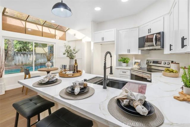 42068 Humber, Temecula, CA 92591