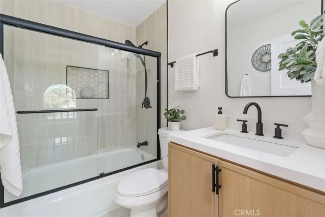 42068 Humber, Temecula, CA 92591