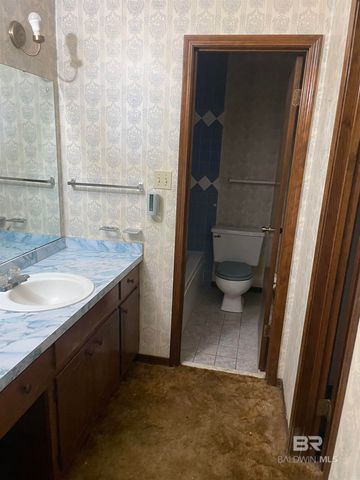 8115 CENTERIDGE Drive, Wilmer, AL 36587