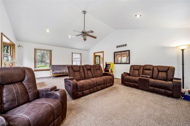 109 Cornelia Drive, Chardon, OH 44024