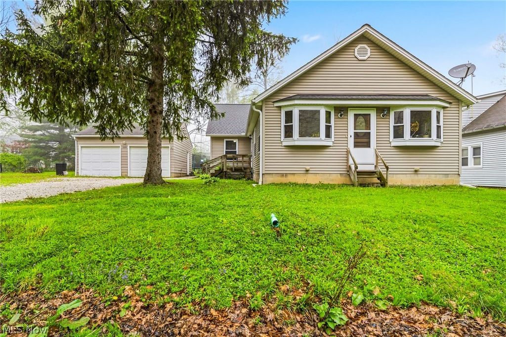 109 Cornelia Drive, Chardon, OH 44024