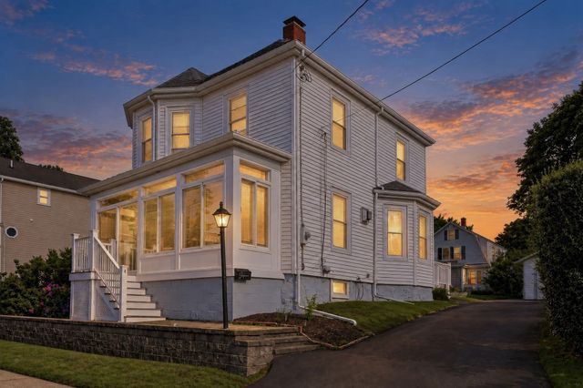 4 Longfellow St, Beverly, MA 01915