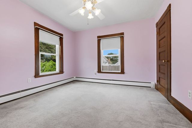4 Longfellow St, Beverly, MA 01915